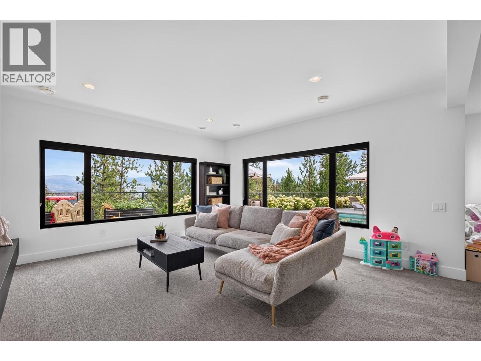 2509 Tallus Heights Drive, West Kelowna