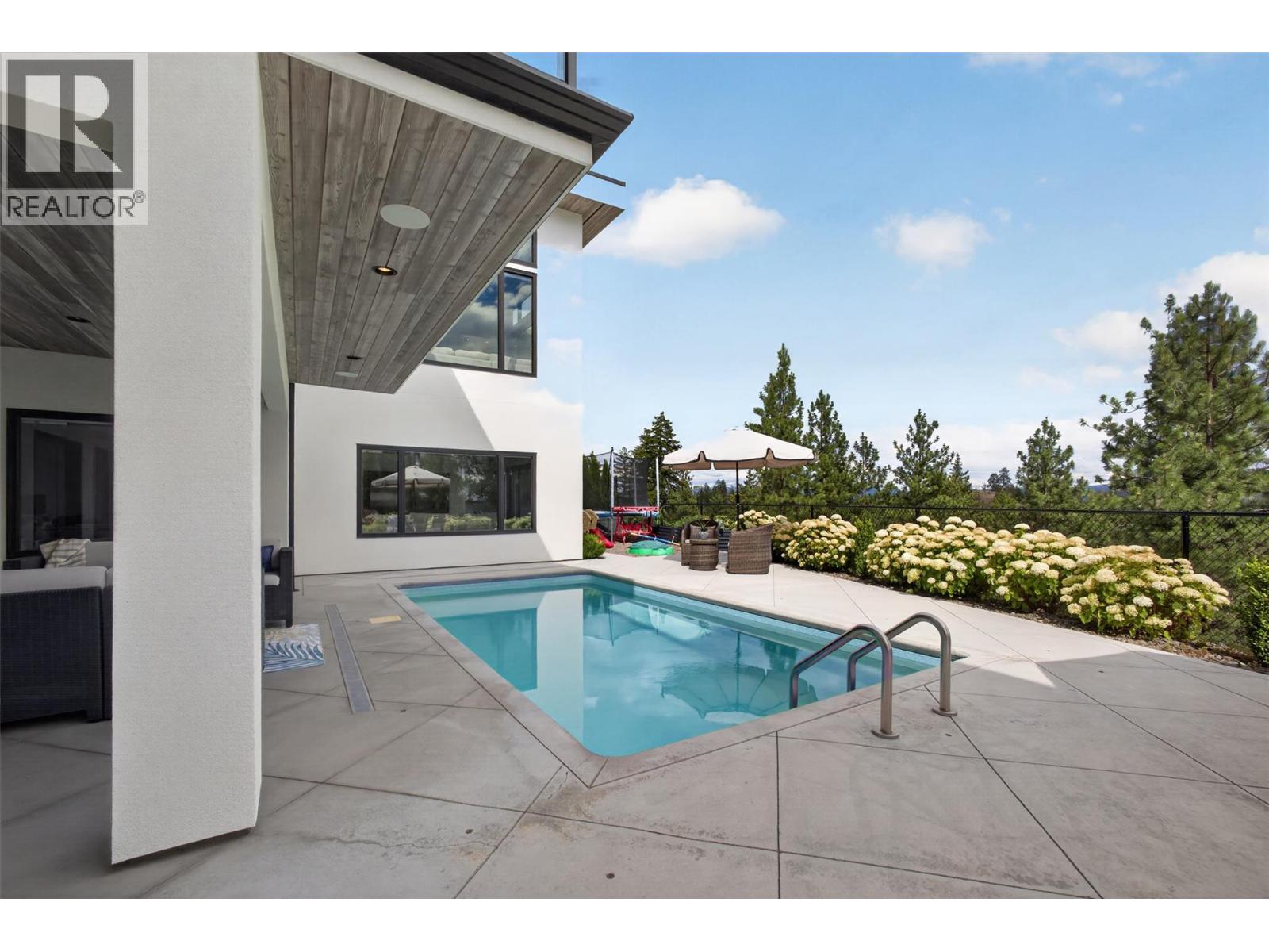  2509 Tallus Heights Drive, West Kelowna