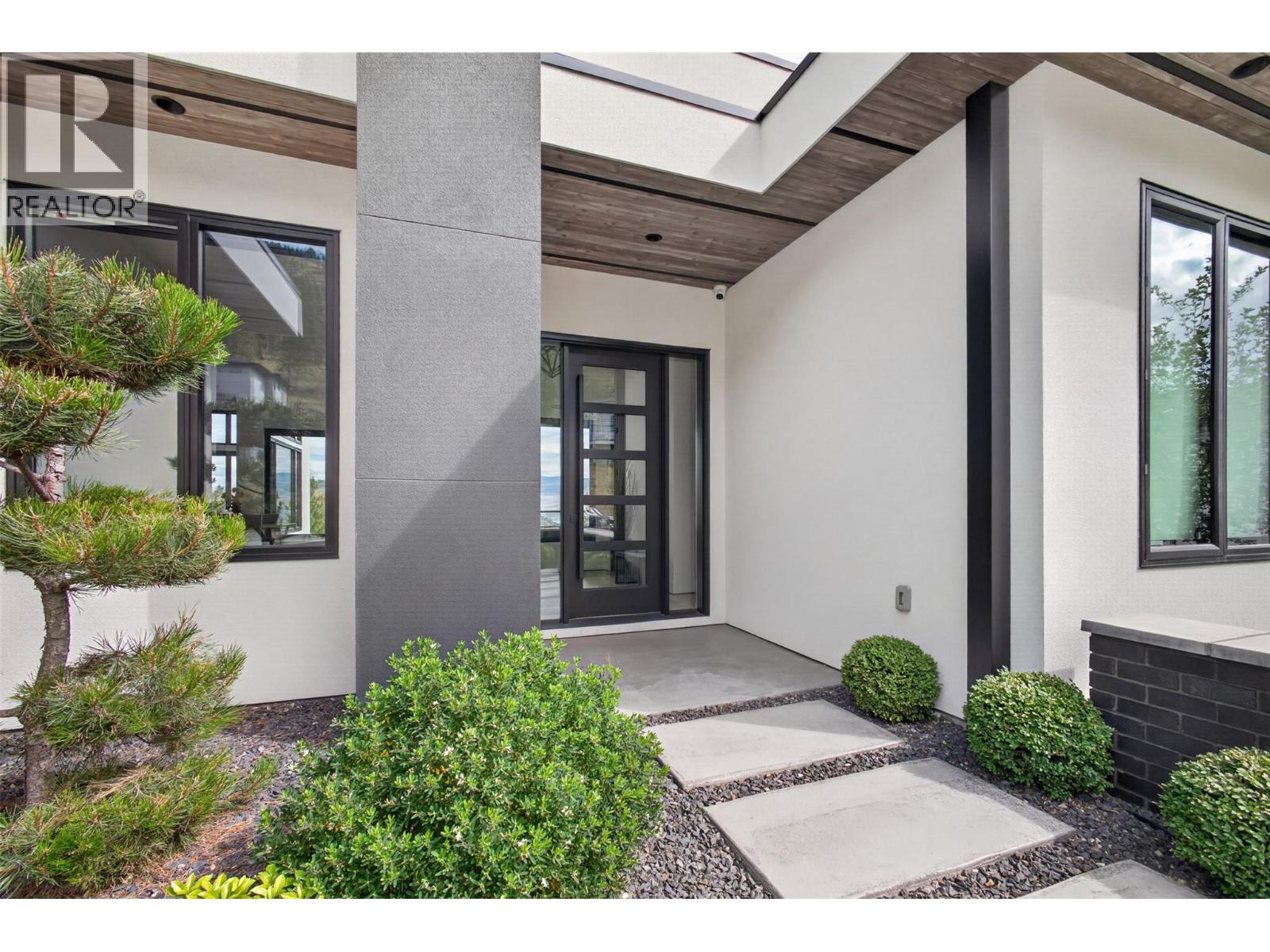  2509 Tallus Heights Drive, West Kelowna