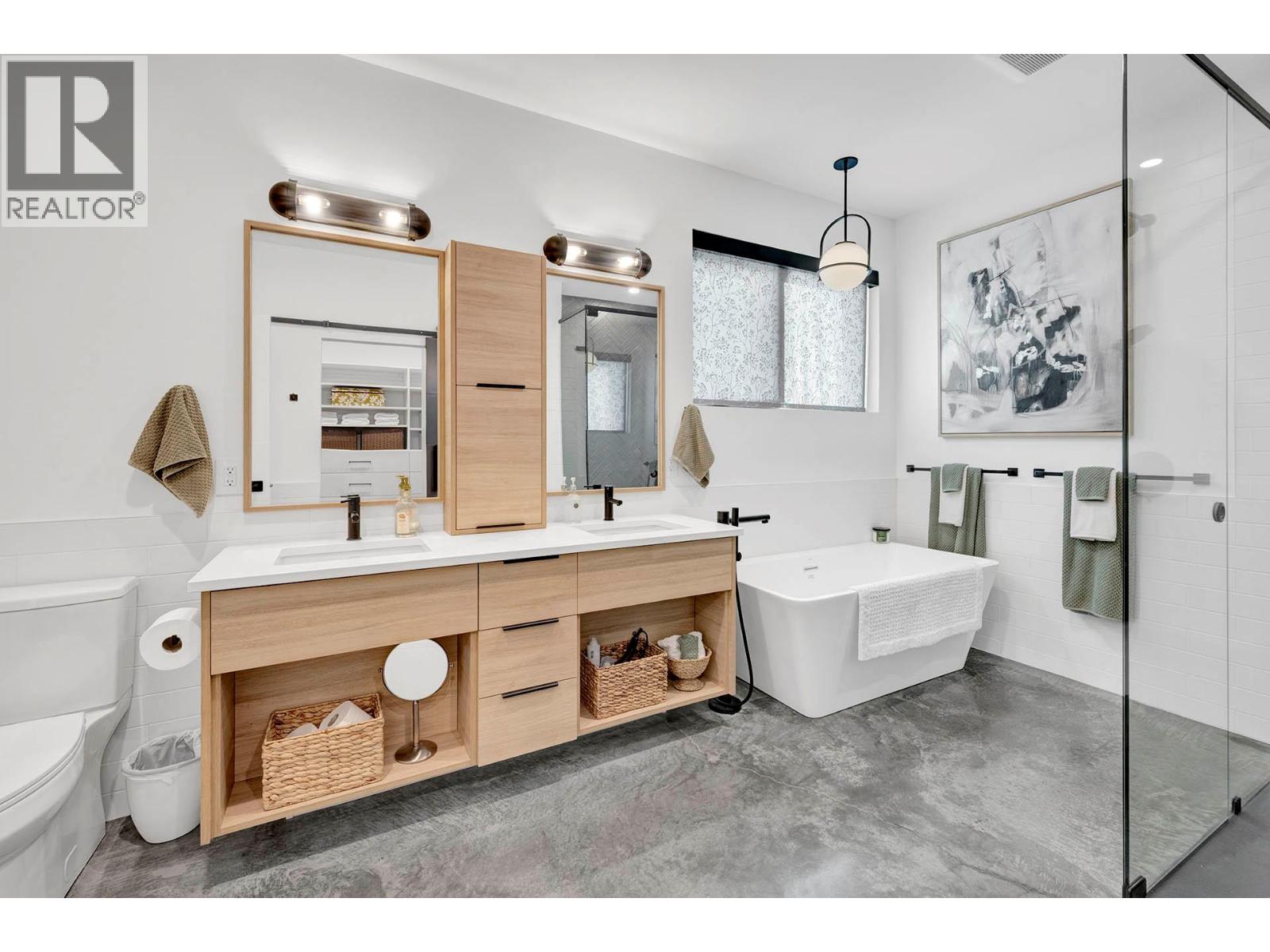 887 Fernie Road - 11