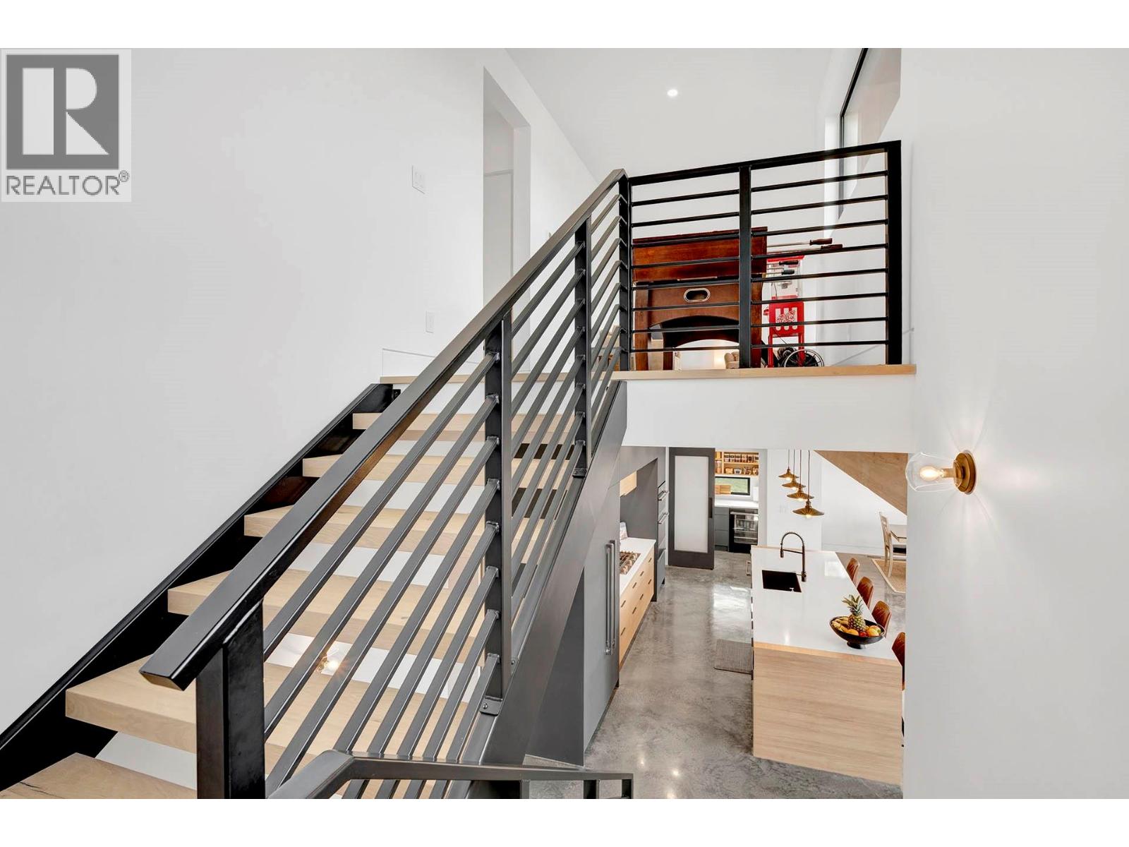 887 Fernie Road - 47