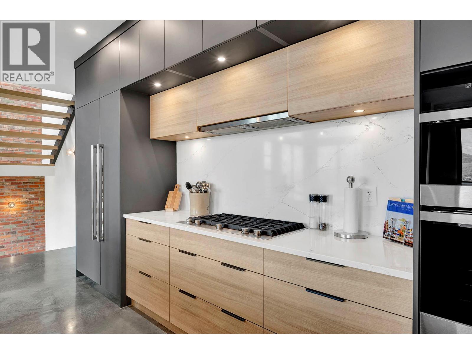887 Fernie Road - 51