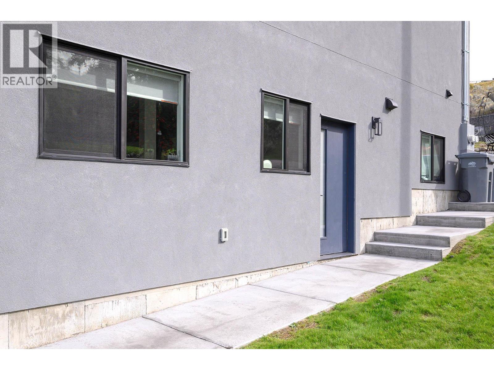 887 Fernie Road - 36