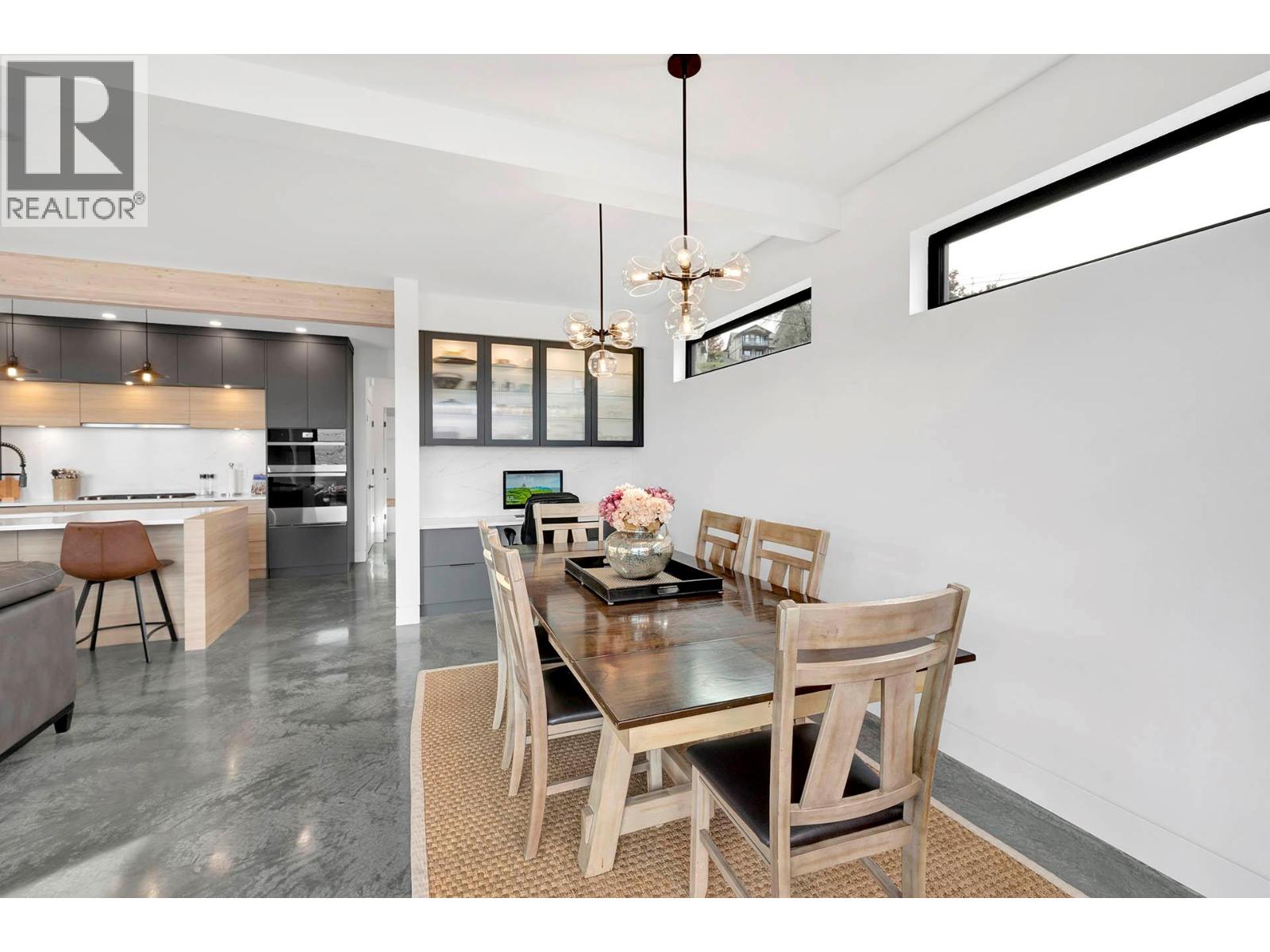 887 Fernie Road - 60