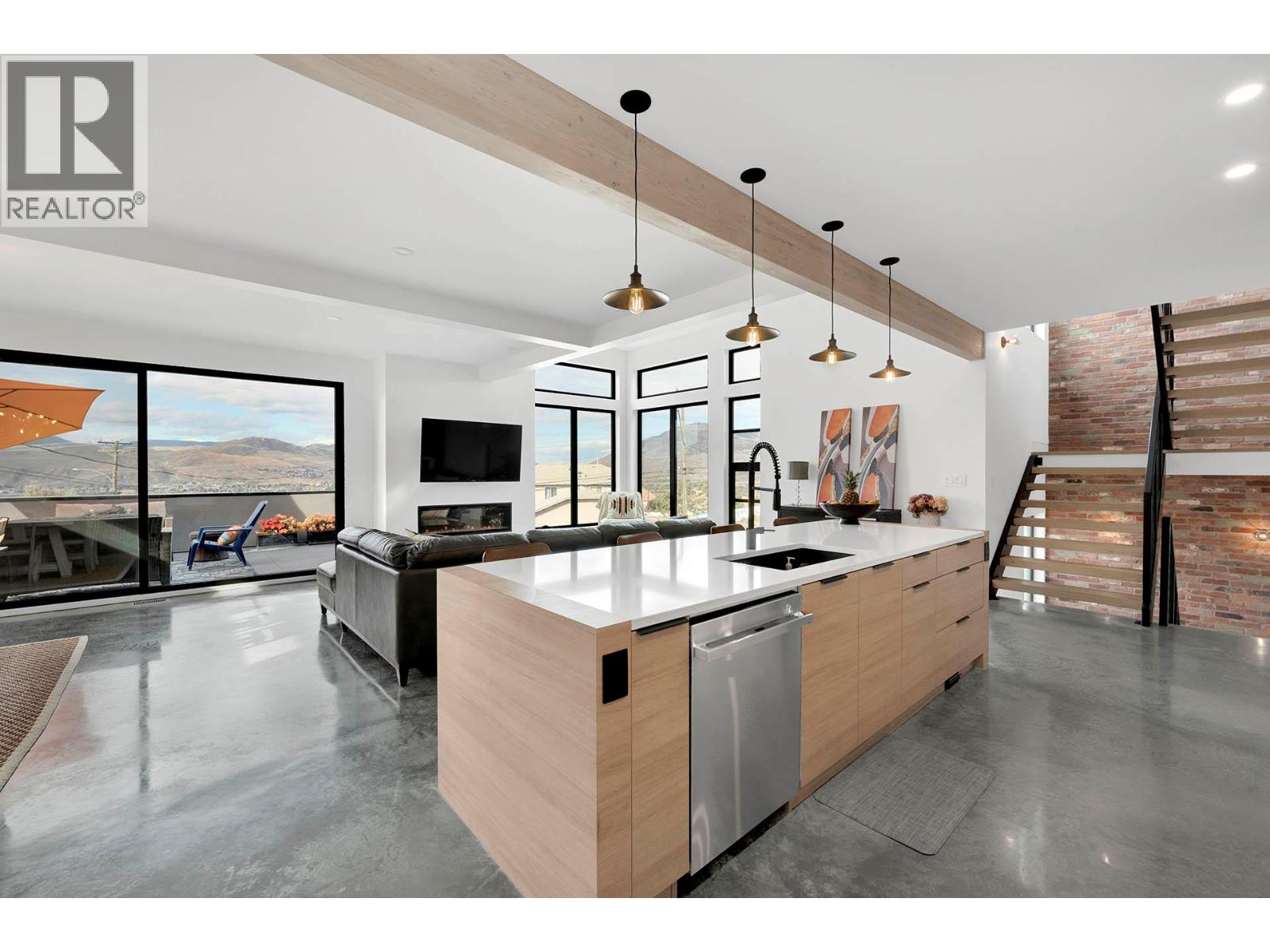 887 Fernie Road - 62