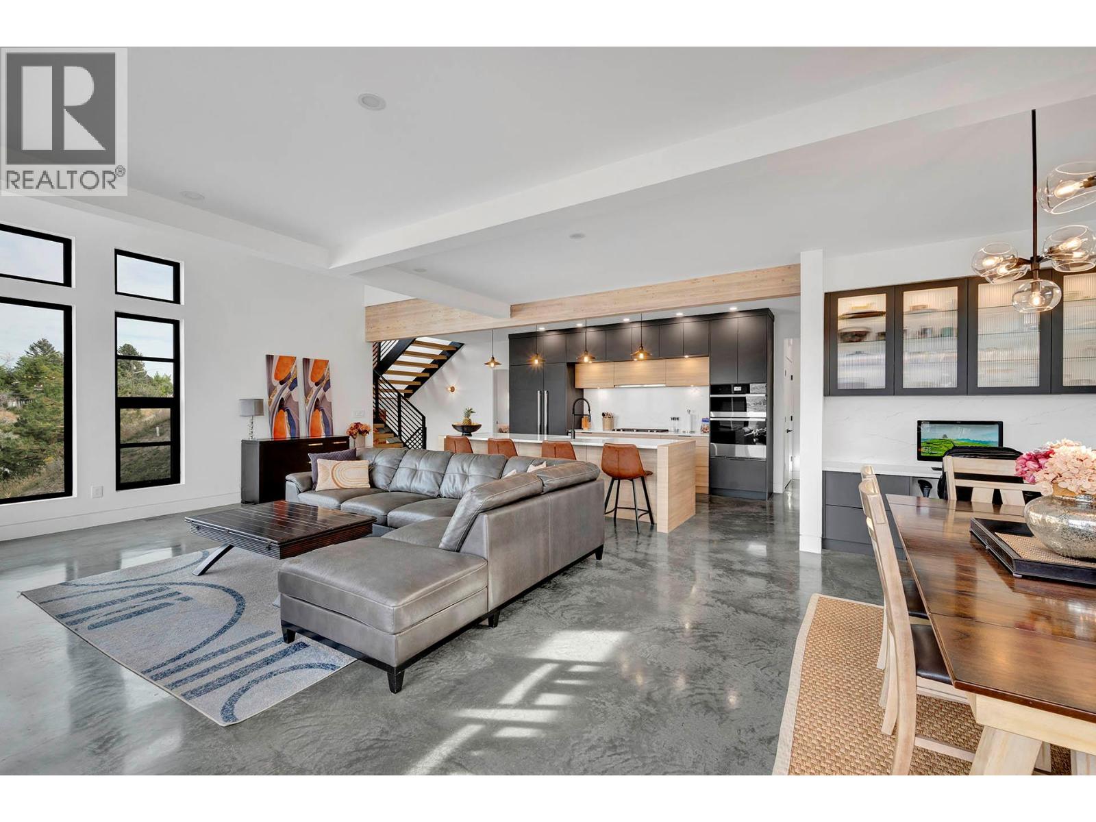 887 Fernie Road - 59