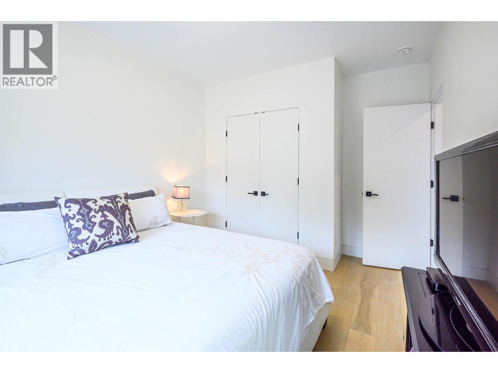 887 Fernie Road - 78