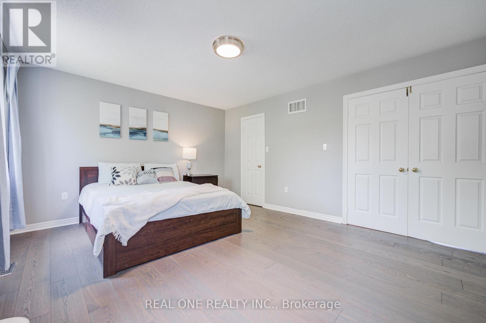 5827 RAINSPRING DRIVE - 20