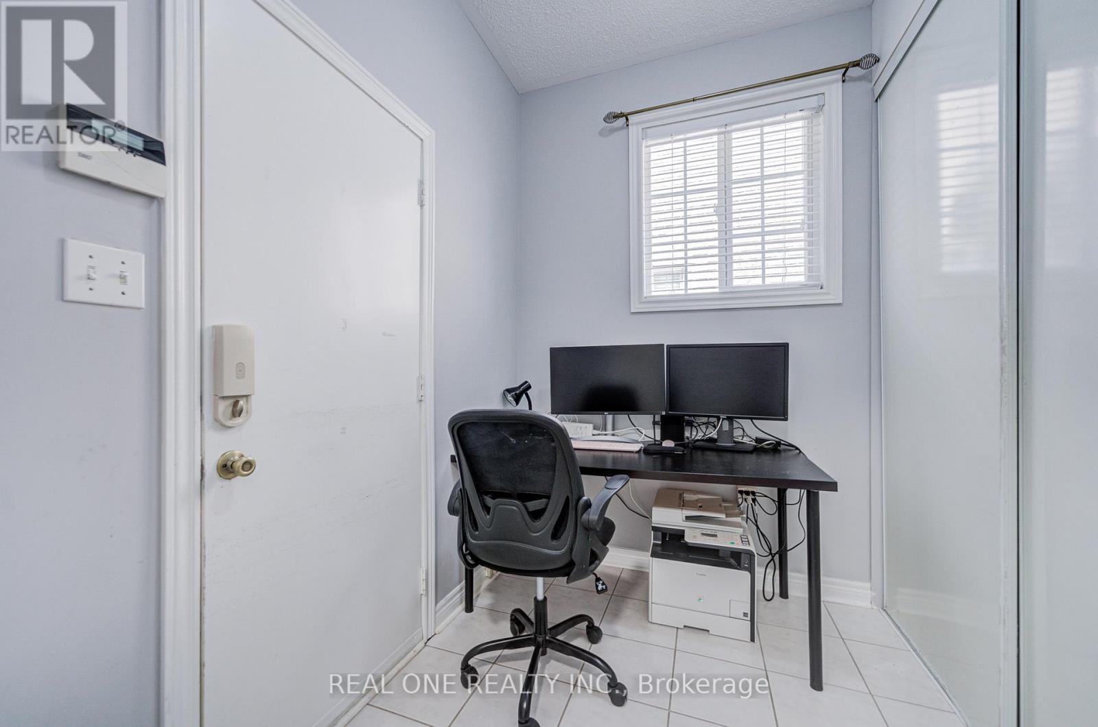5827 RAINSPRING DRIVE - 29
