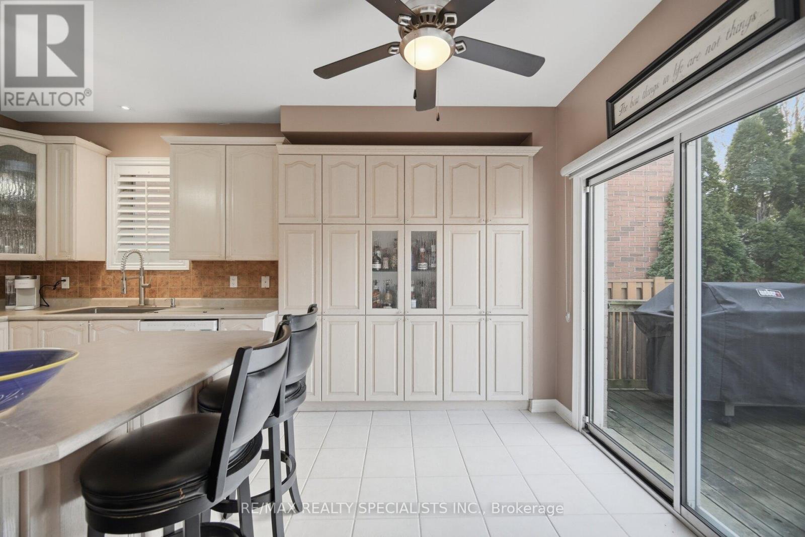 187 COOKE CRESCENT - 12