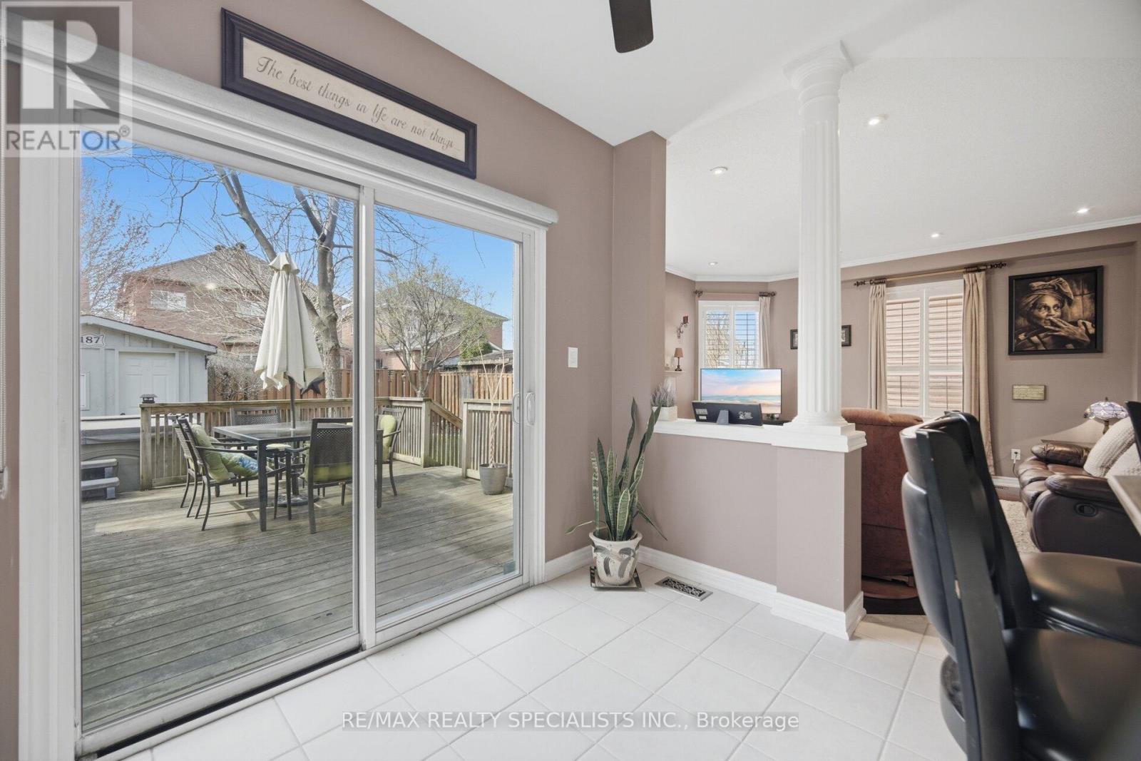 187 COOKE CRESCENT - 13