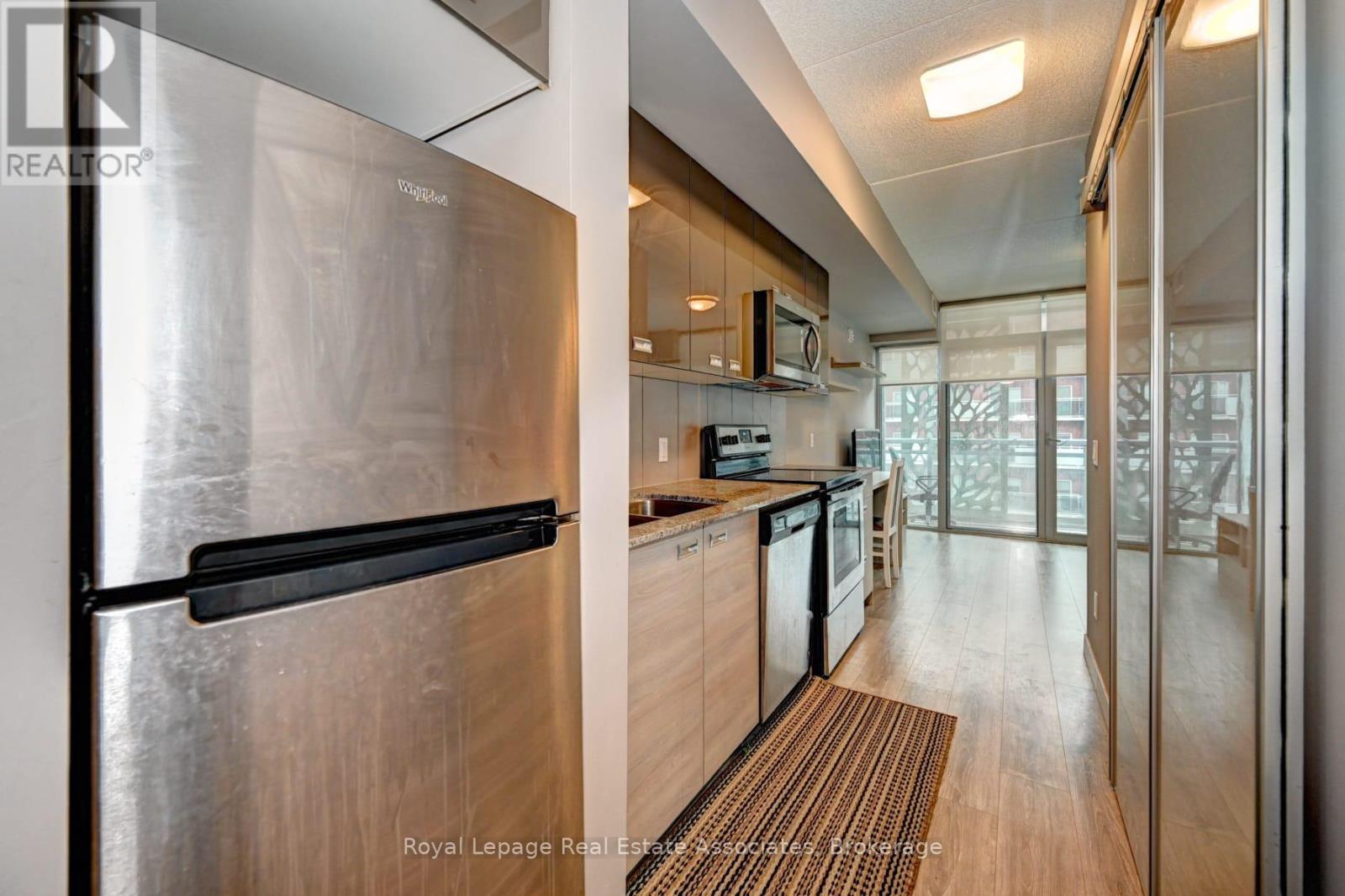 #319 250 ALBERT STREET - 17