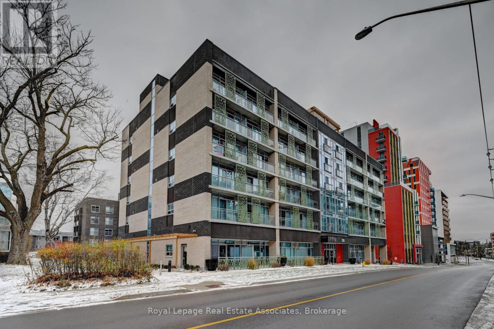 #319 250 ALBERT STREET - 6
