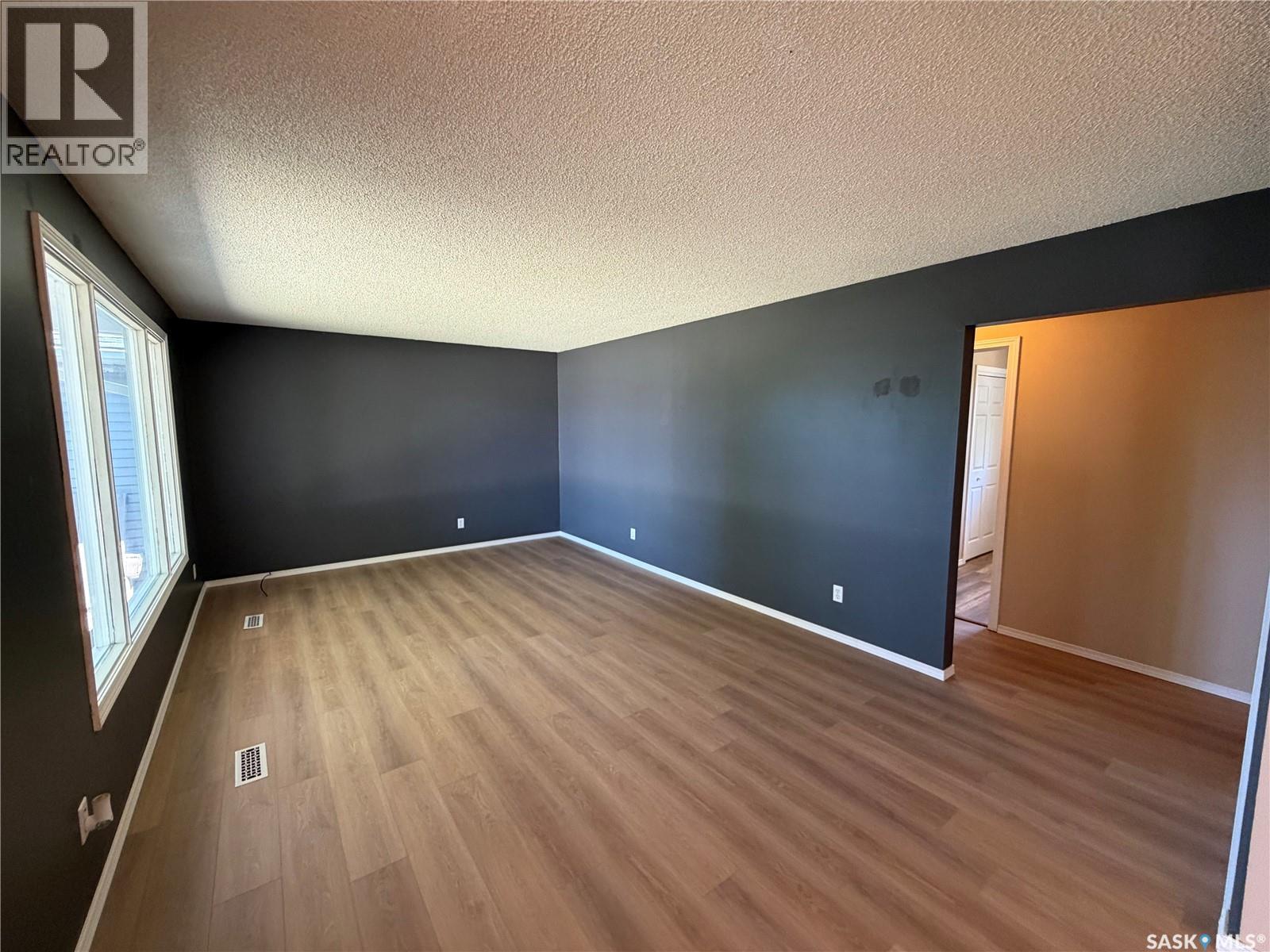 25 Souris AVENUE - Image 3