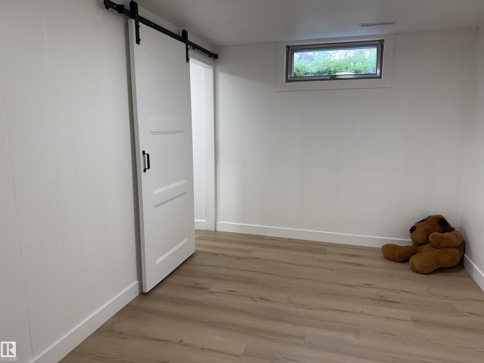 899 ALDER AV - 15