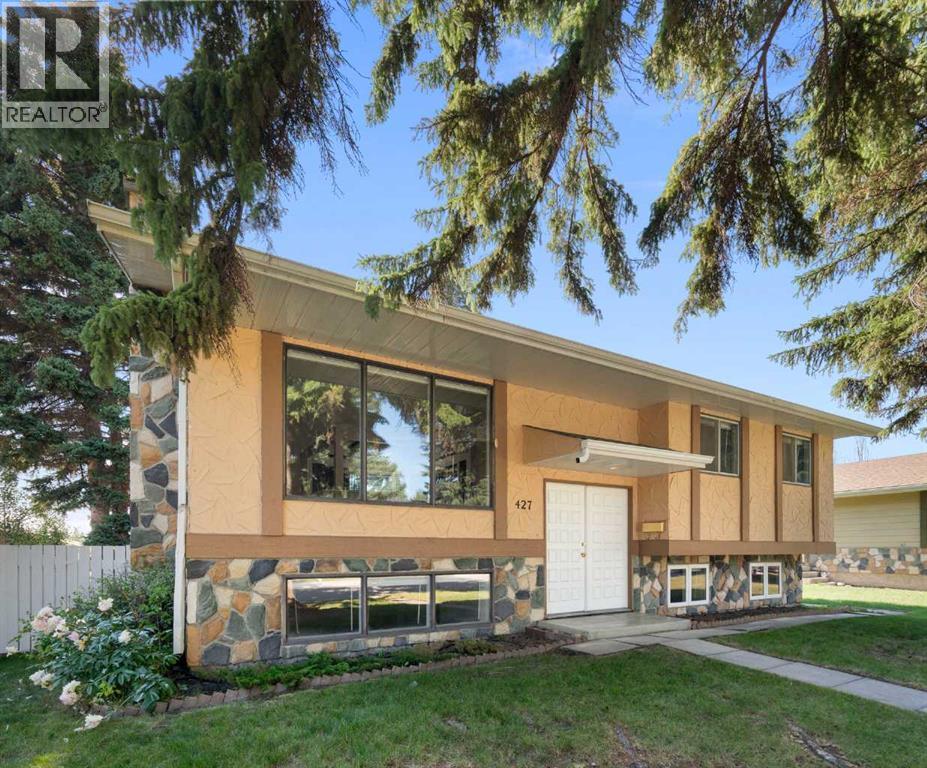 427 Queensland Road SE - 2