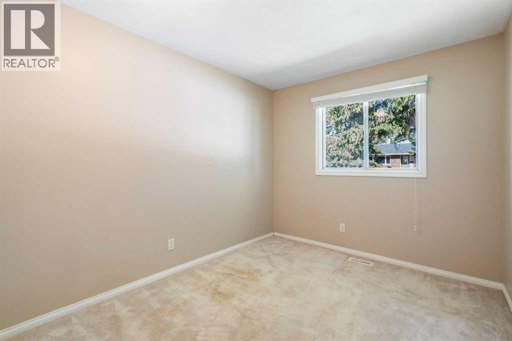 427 Queensland Road SE - 19
