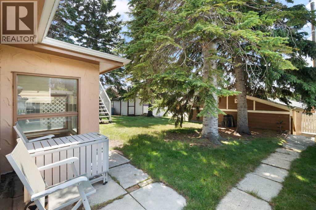 427 Queensland Road SE - 35