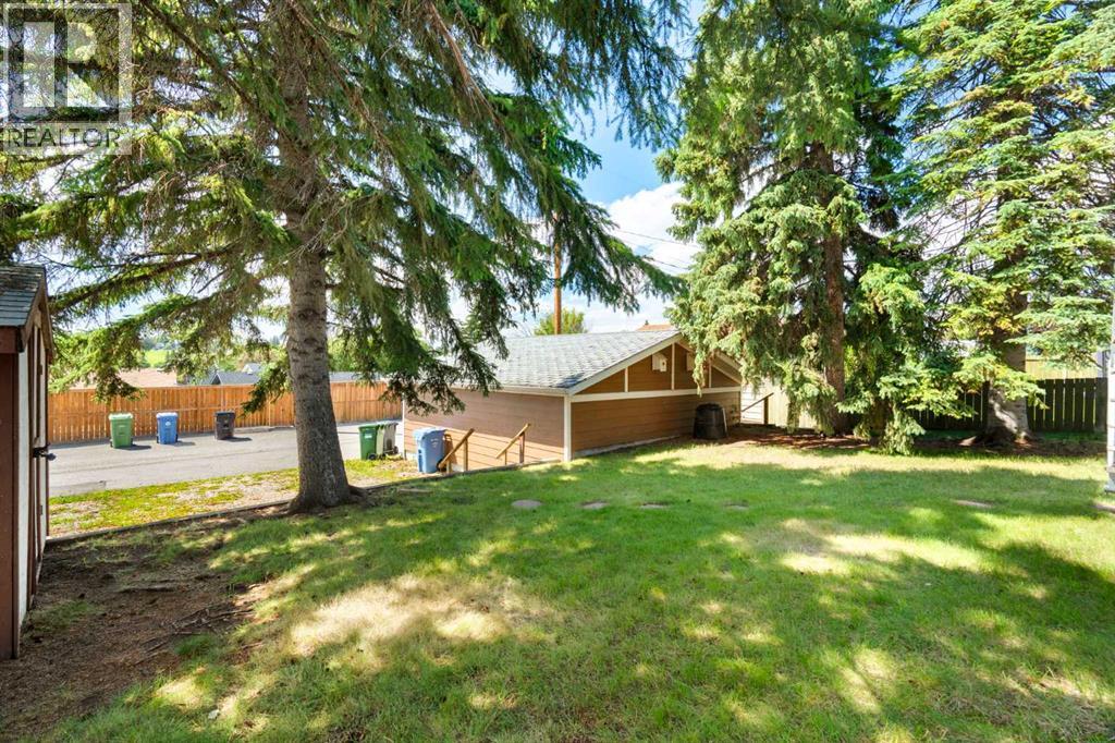 427 Queensland Road SE - 41