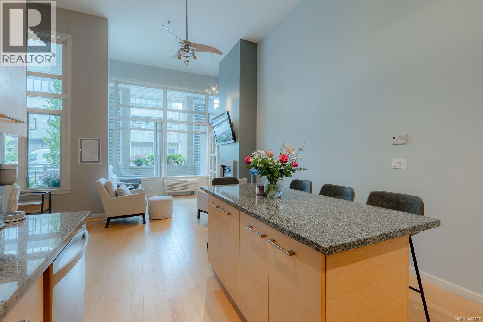 #103 38 Front St - 13