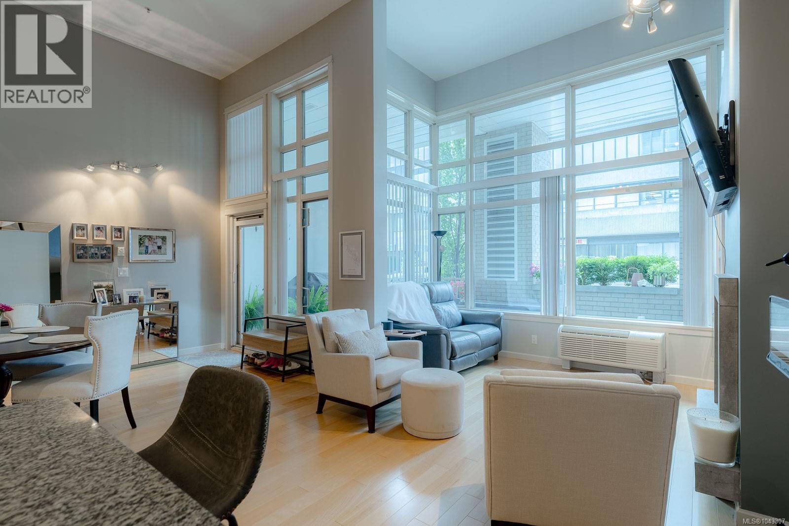 #103 38 Front St - 14