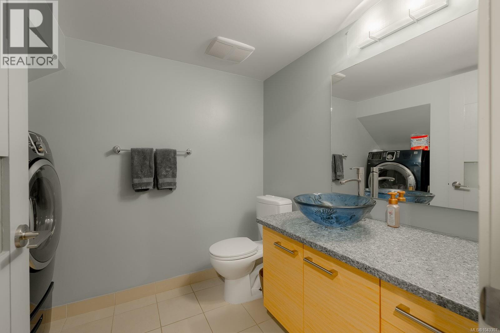 #103 38 Front St - 29