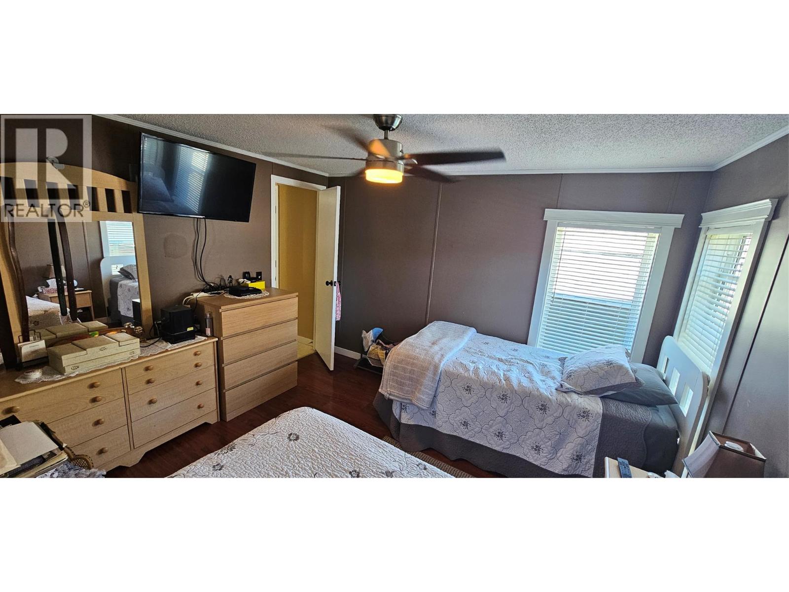 #37 100 Aspen Drive - 11
