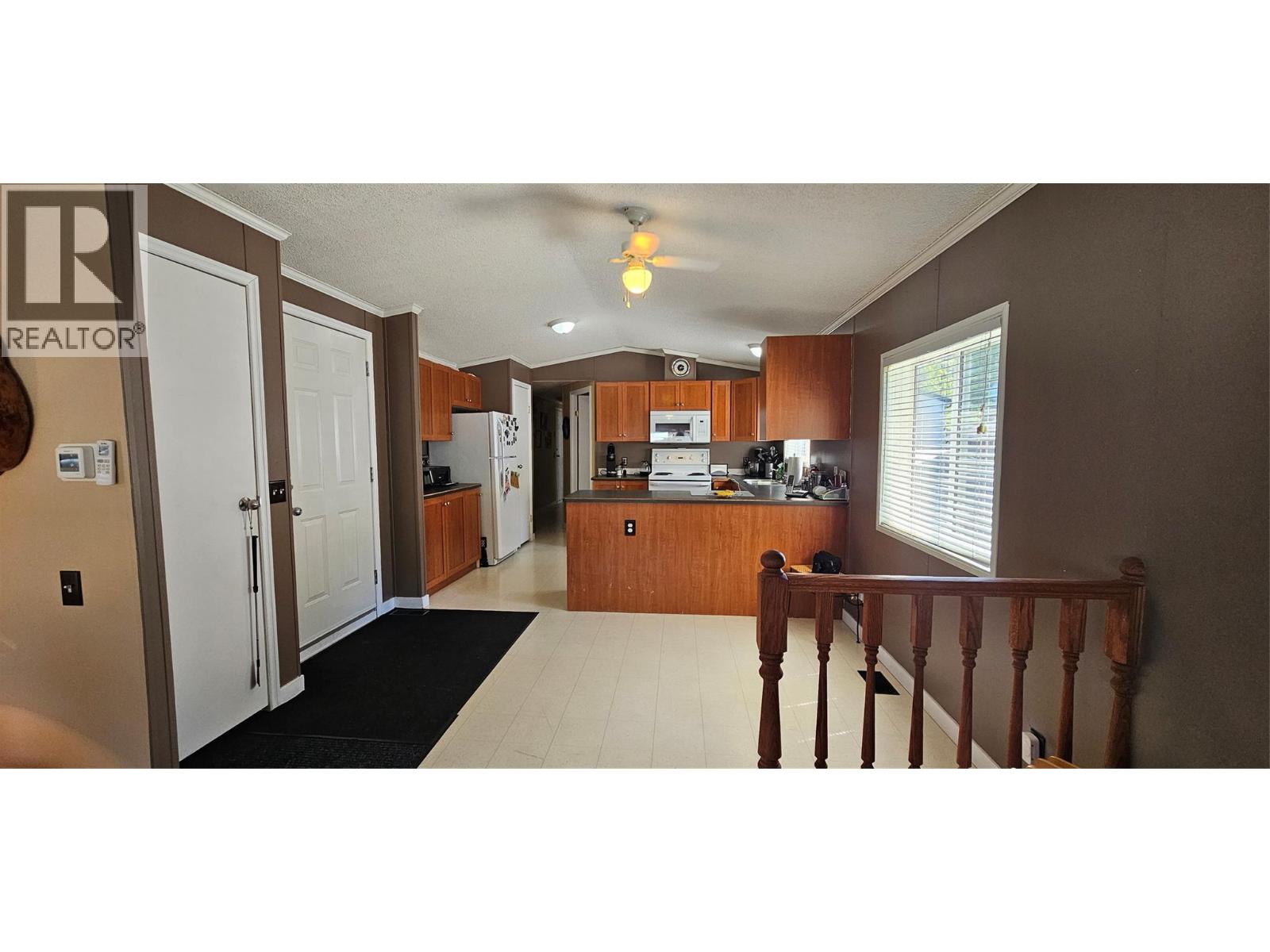 #37 100 Aspen Drive - 6