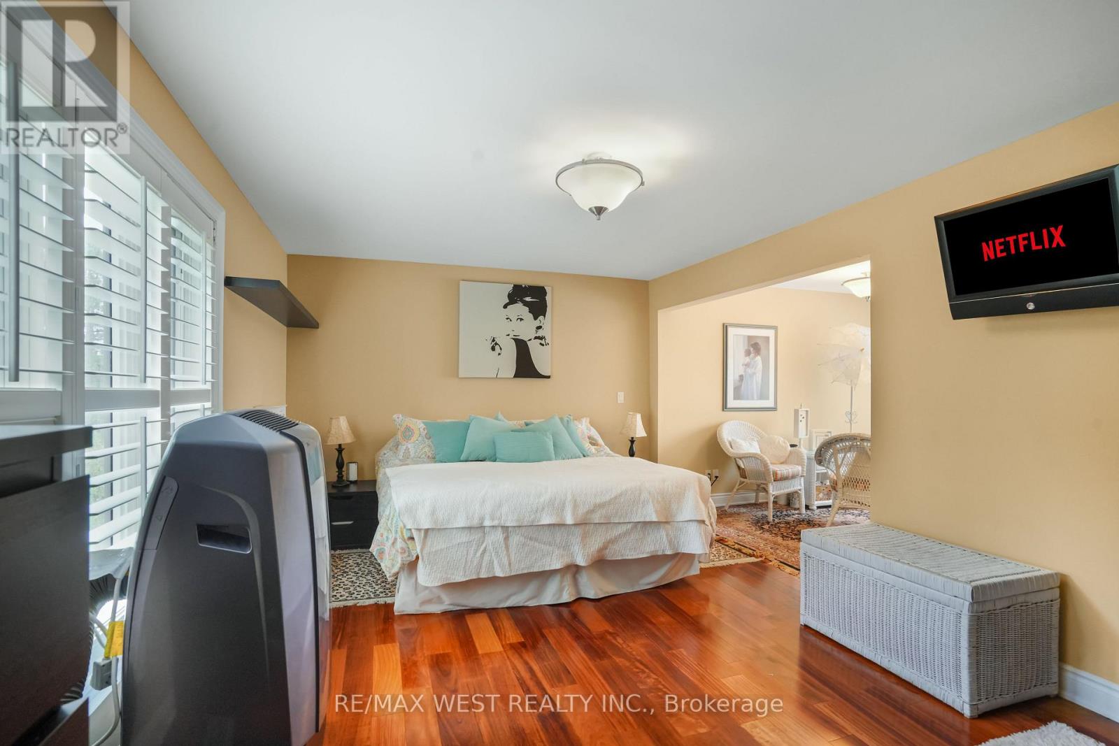 179 ELLIS AVENUE - 18