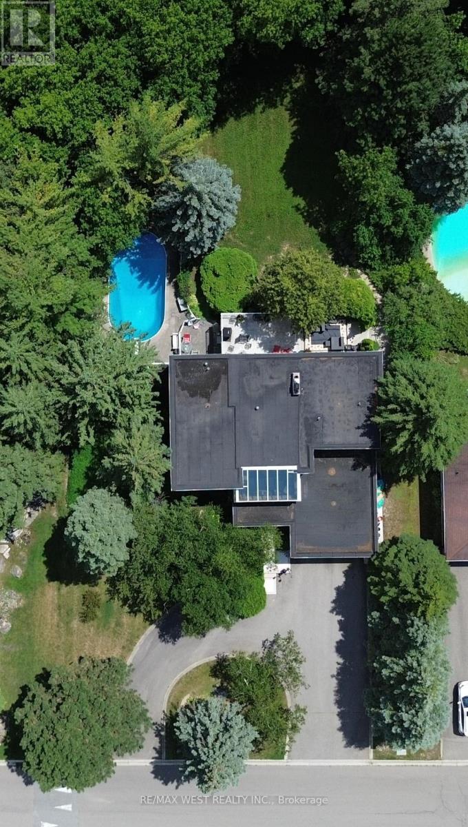 179 ELLIS AVENUE - 25