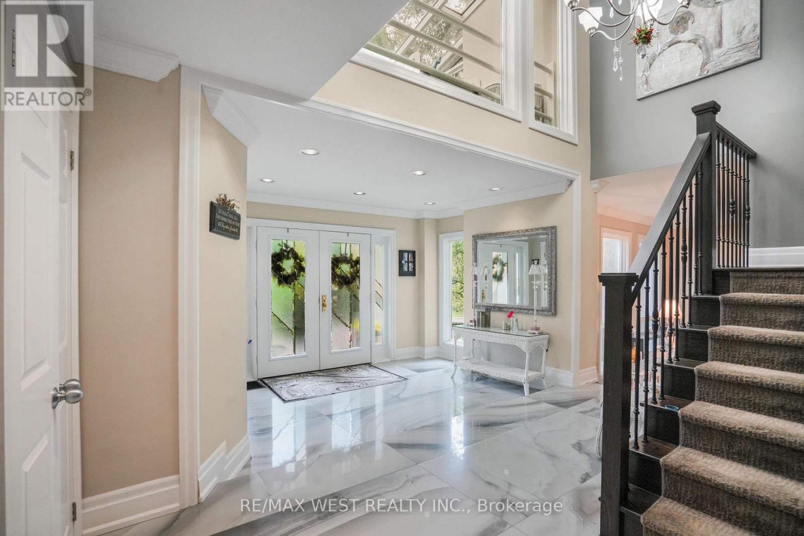 179 ELLIS AVENUE - 5