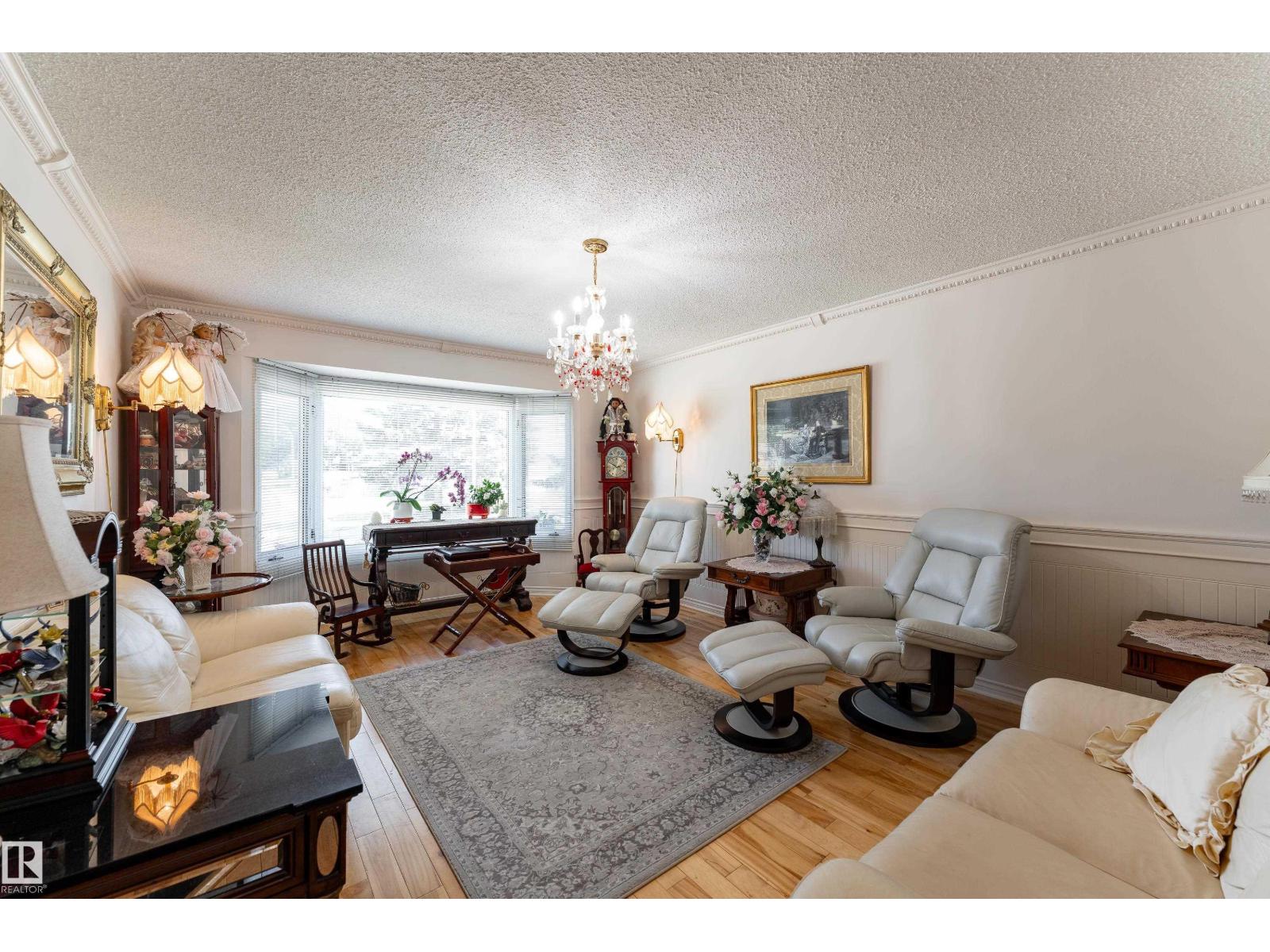 4312 70 ST NW - 5