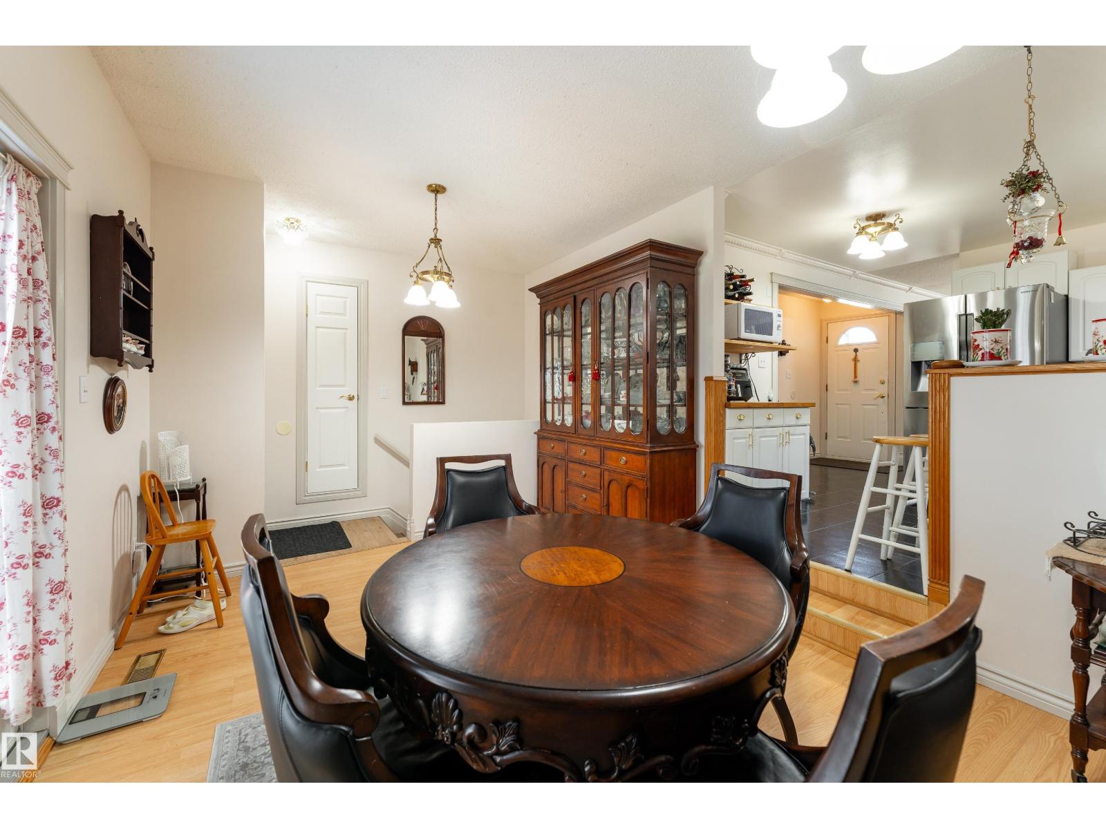 4312 70 ST NW - 13