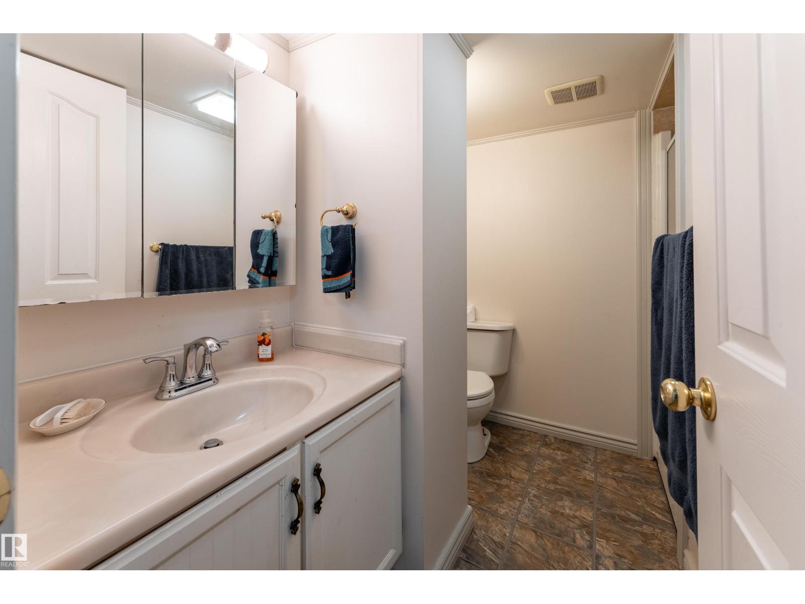 4312 70 ST NW - 34