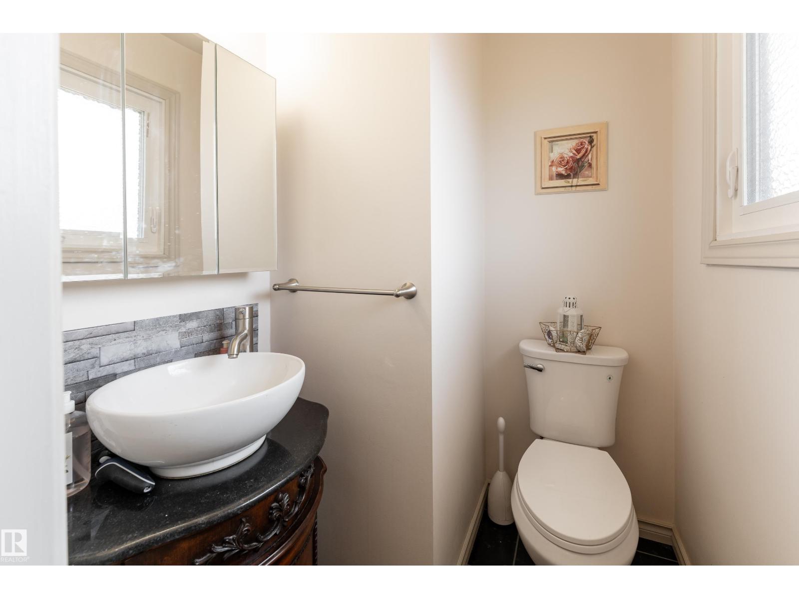4312 70 ST NW - 19