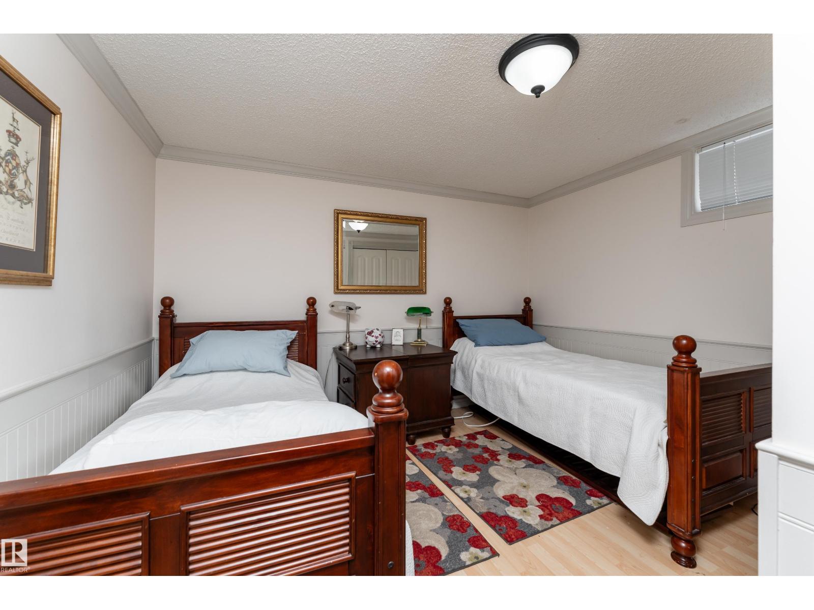 4312 70 ST NW - 32