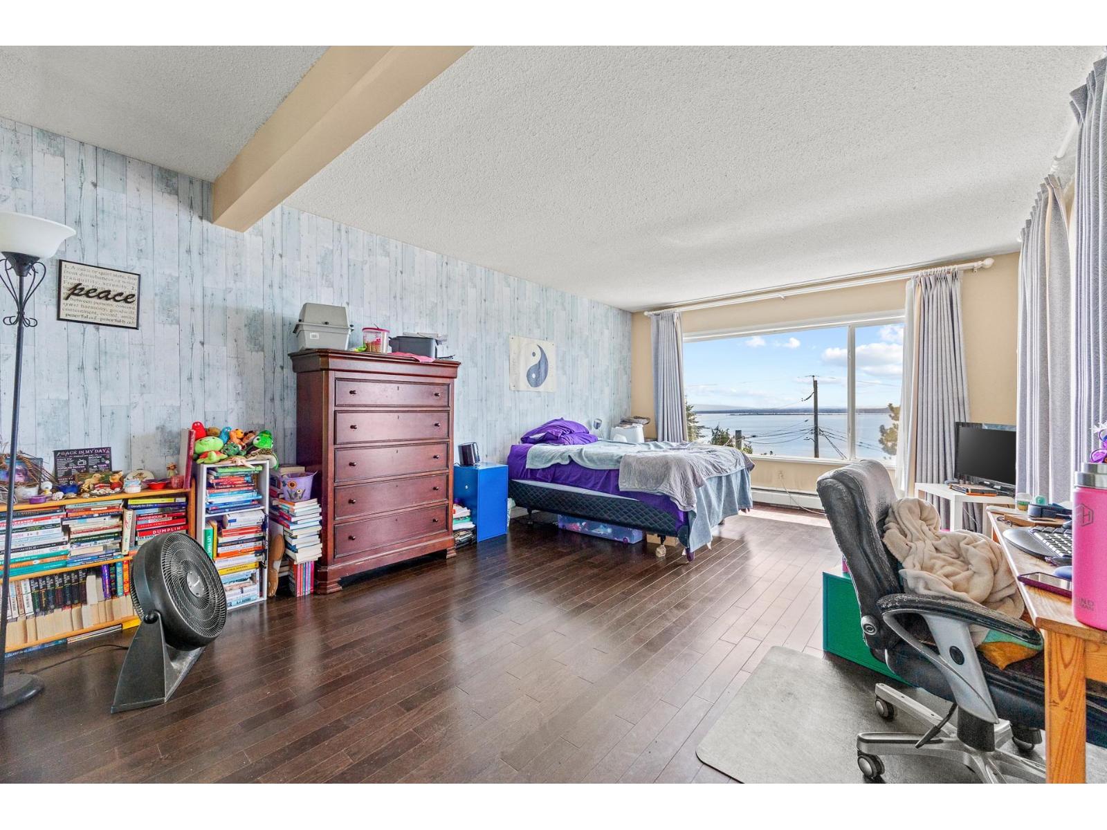 14471 MAGDALEN CRESCENT, White Rock