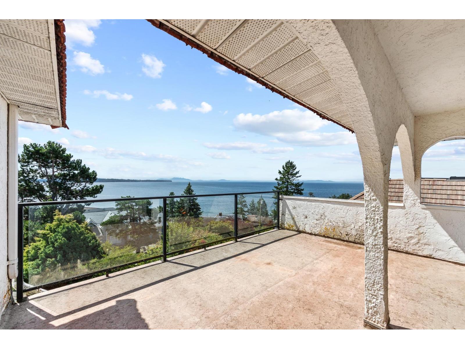 14471 MAGDALEN CRESCENT, White Rock