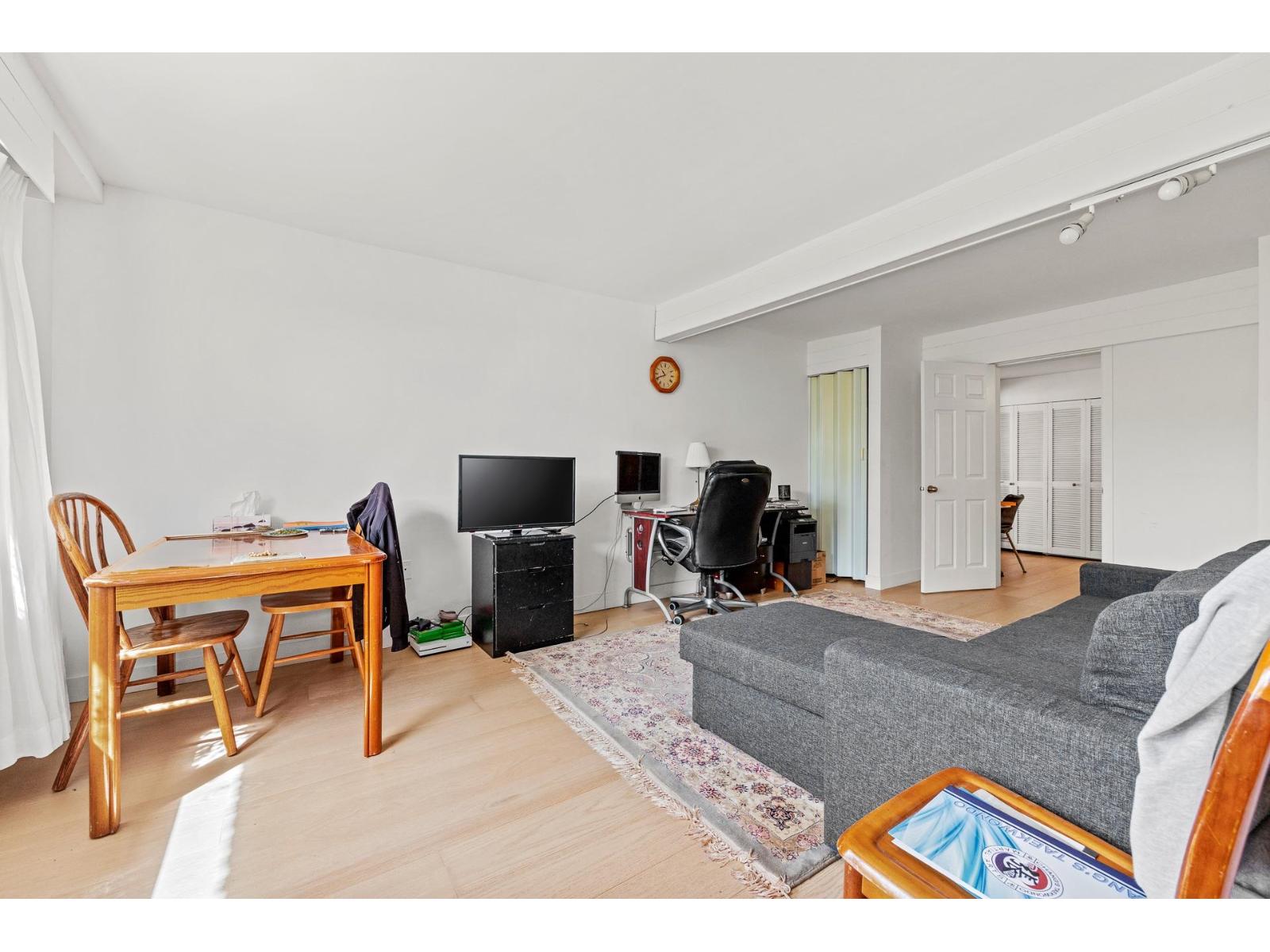 14471 MAGDALEN CRESCENT, White Rock