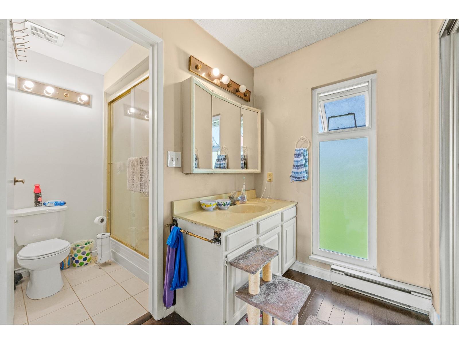 14471 MAGDALEN CRESCENT, White Rock