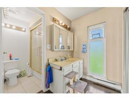 14471 Magdalen Crescent, White Rock, BC V4B2W1 Photo 27