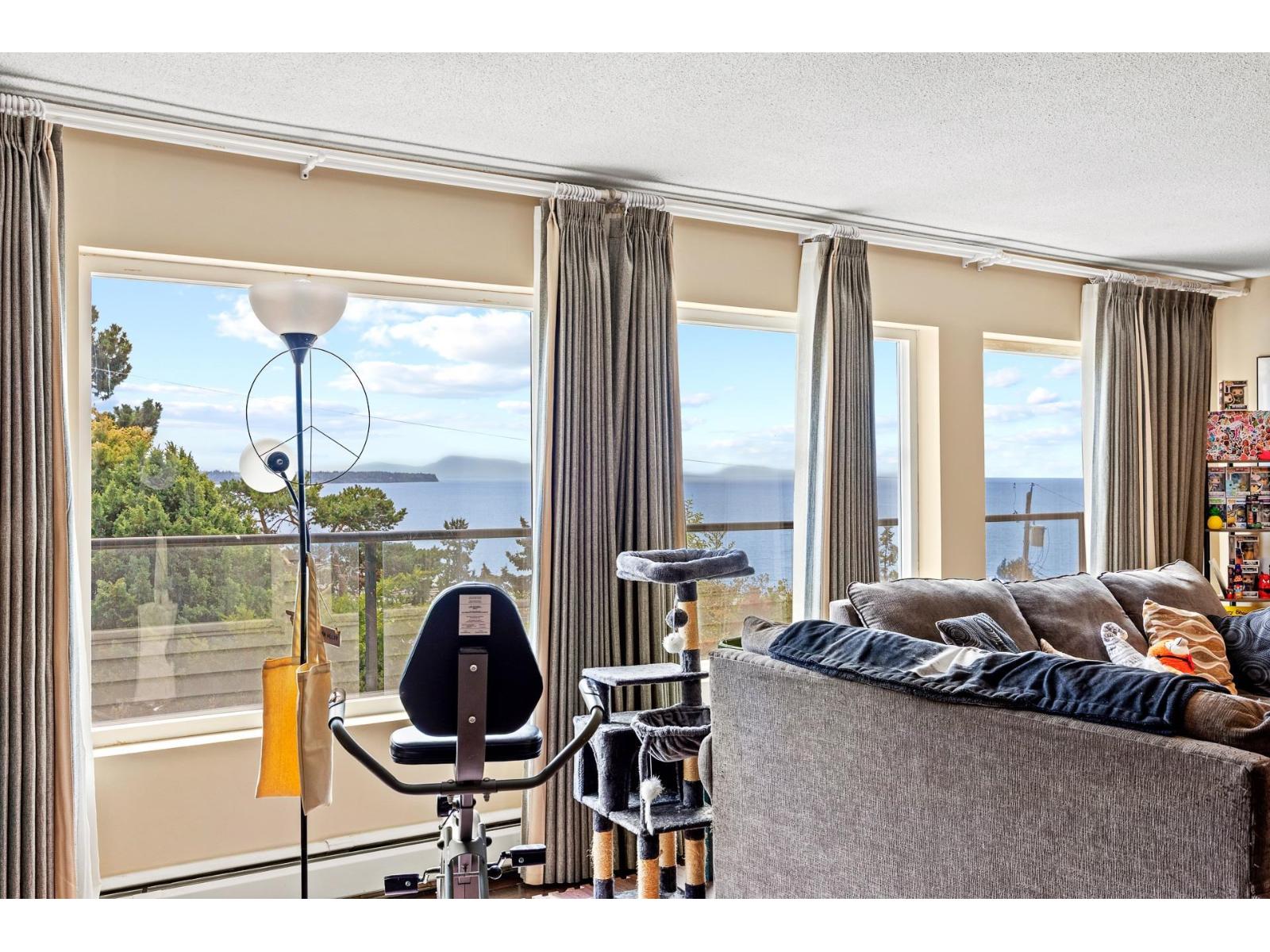 14471 MAGDALEN CRESCENT, White Rock