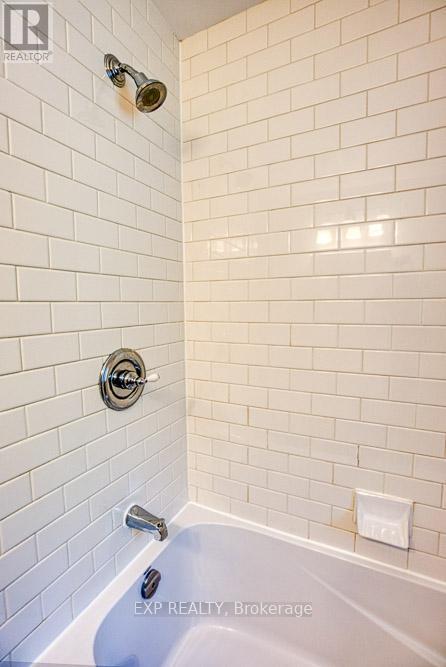413 HOLLAND AVENUE, Ottawa. Luxury613. By Peter Sagos - Image 42