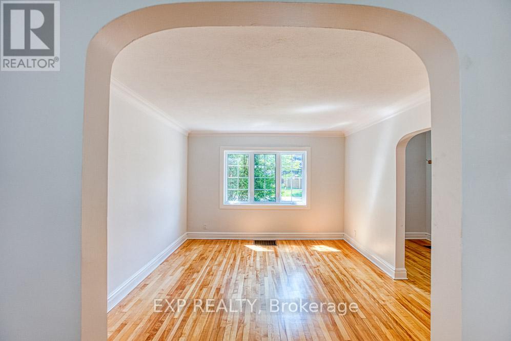 413 HOLLAND AVENUE, Ottawa. Luxury613. By Peter Sagos - Image 9