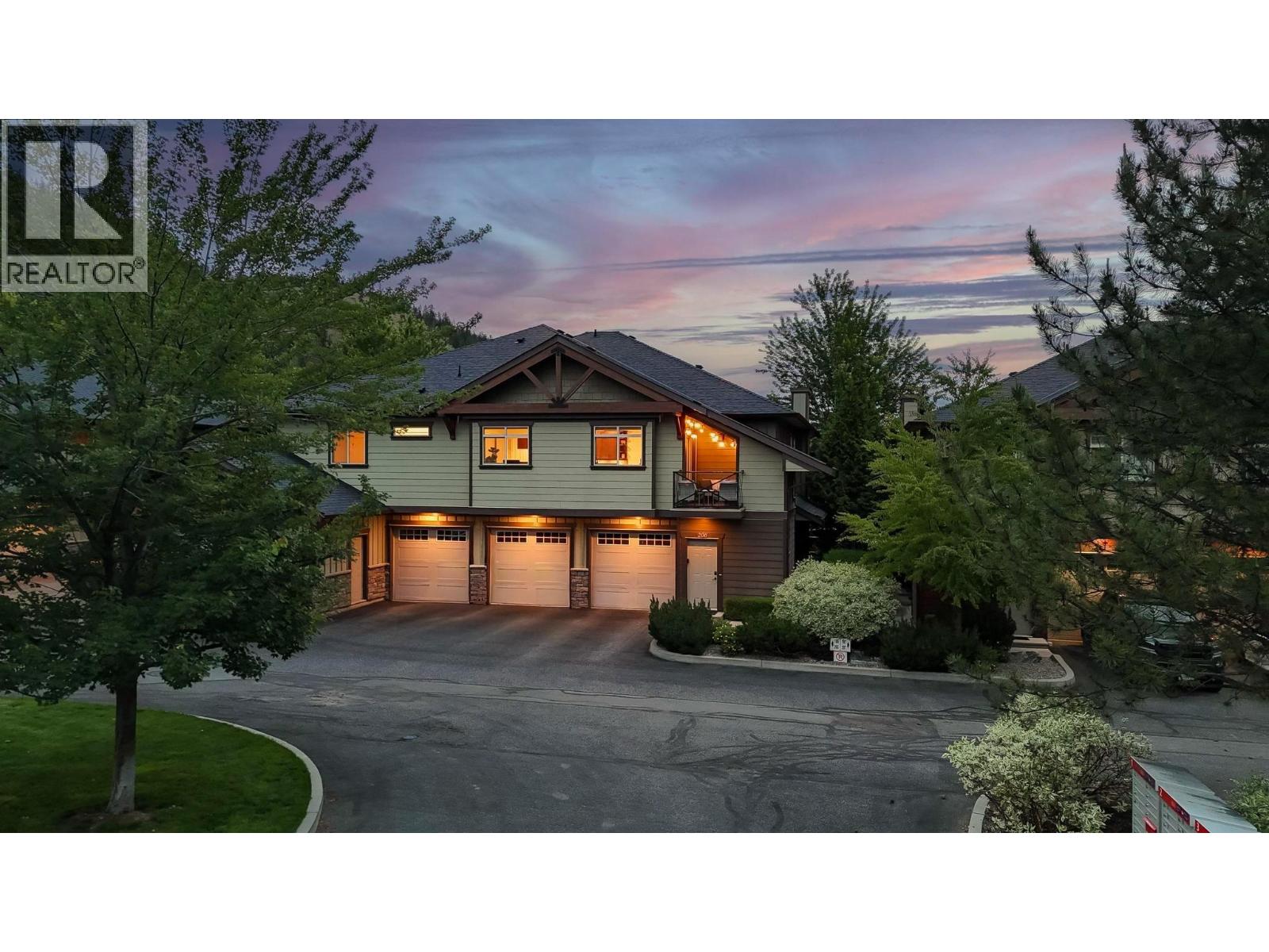 #206 511 Yates Road N - 2