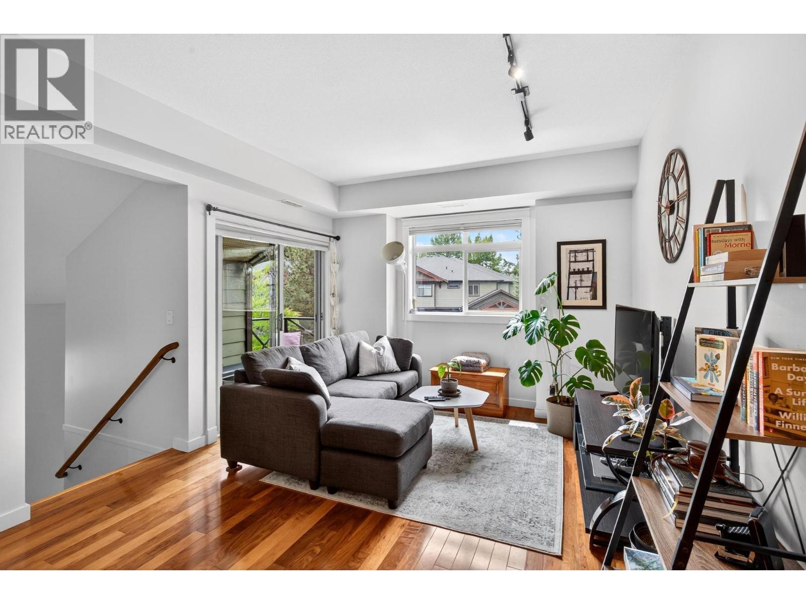 #206 511 Yates Road N - 15