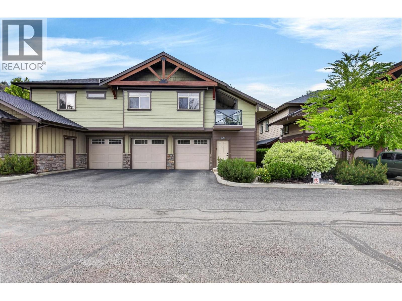#206 511 Yates Road N - 32