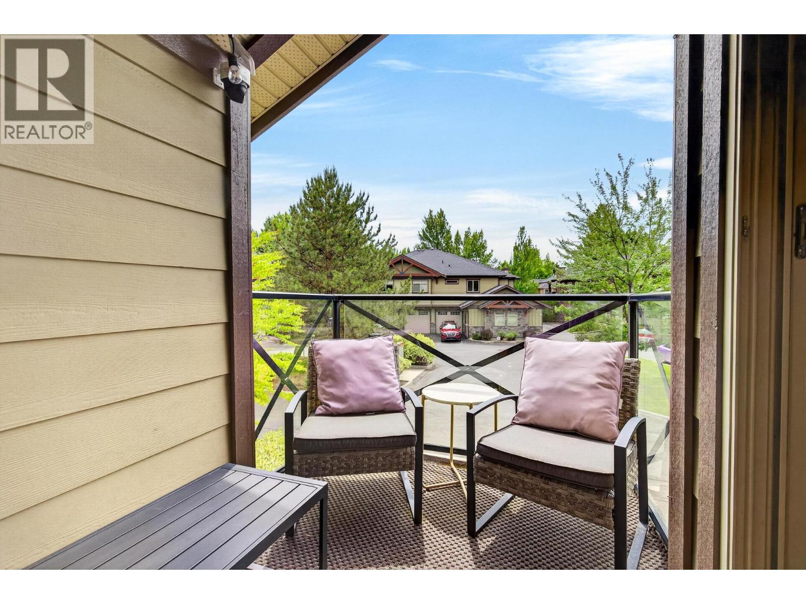 #206 511 Yates Road N - 25