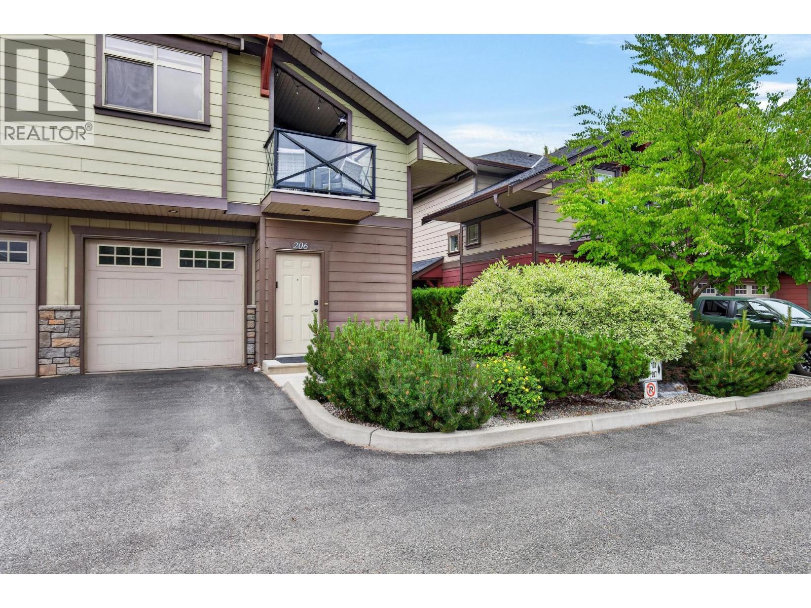 #206 511 Yates Road N - 33