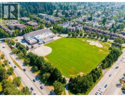 807 Sangster Place, New Westminster, BC V3L4L7 Photo 14